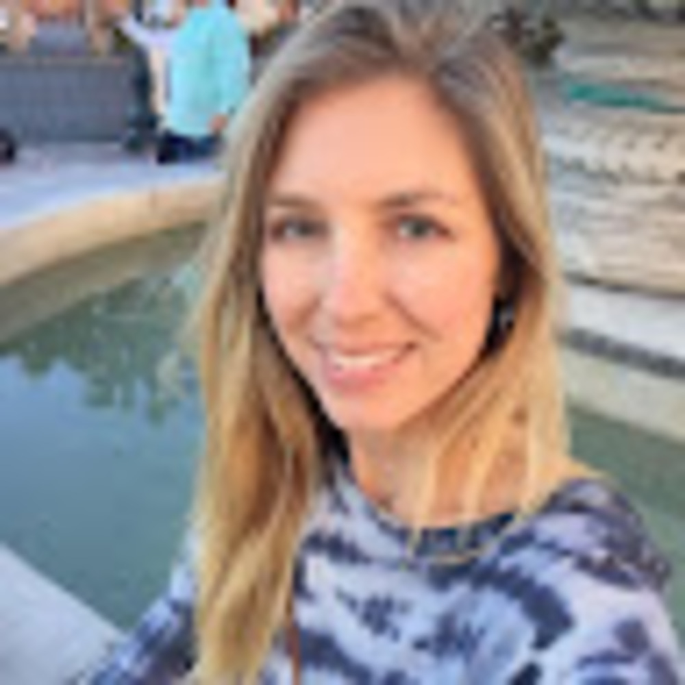 Meet your Posher, Laura